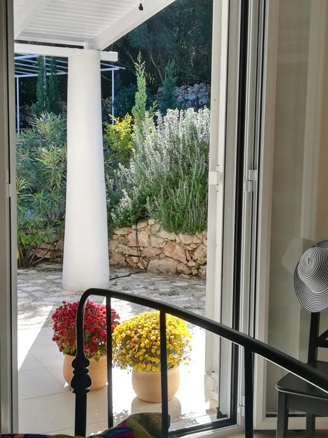 Villa Buras Skinaria ภายนอก รูปภาพ